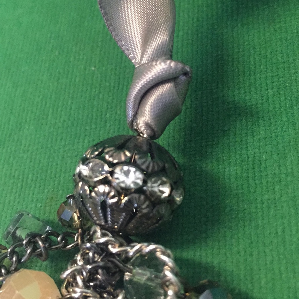 LOFT Necklace - Picture 12 of 14